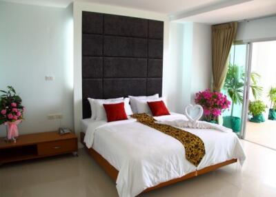 Luxury Apartment In Pratamnak Hill