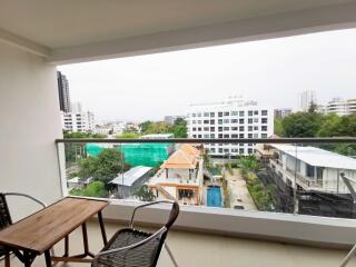 2 Bedroom Condo for sale In Pratumnak