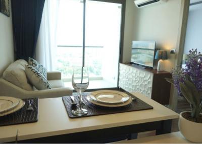 Beautiful Sea View Condo In The Peak Towers  Pratumnak