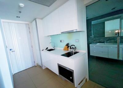 Brand New Condo In Sand Condominium