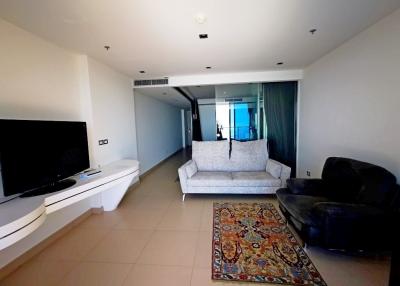 Brand New Condo In Sand Condominium