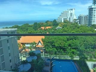 Beautiful Condo For Sale In Pratumnak Hill