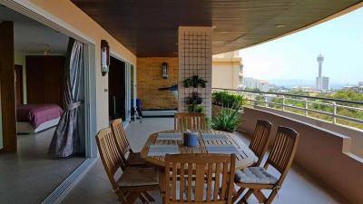 Sea View Condo For Sale In Pratumnak