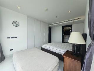 Luxury 3 Bedrooms Condo For Sale In Pratumnak