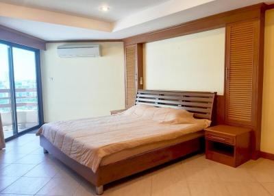 One Bedroom Condo For Sale On Pratumnak