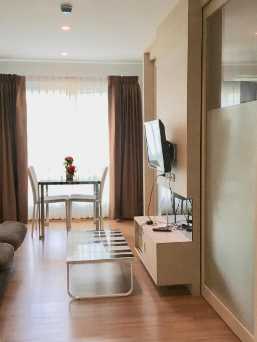 1 Bedroom Condo For Rent At The Winner Pratumnak