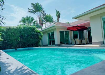 Luxury Pool Villa For Rent in The Vineyards 3, Mabprachan Pattaya