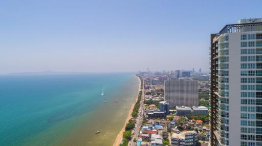 New beachfront condominium in Jomtien