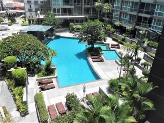 3 Bedrooms condo in Apus Central Pattaya