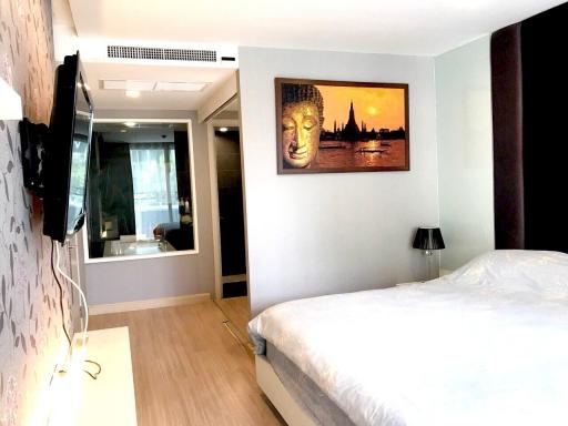 3 Bedrooms condo in Apus Central Pattaya