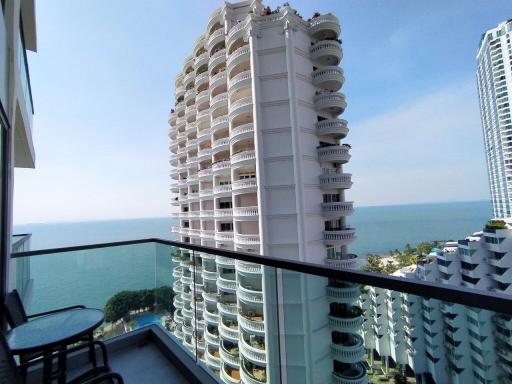 Sea View Condo For Sale  at Wong Amat Tower