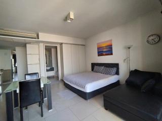 Sea View studio for rent in Zire Wong Amat