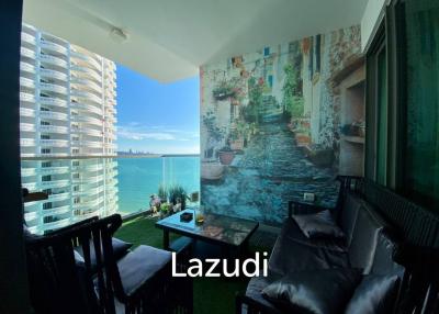 Luxurious 1-Bedroom Condo with Ocean View in Pattaya