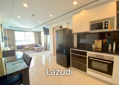 Luxurious 1-Bedroom Condo with Ocean View in Pattaya