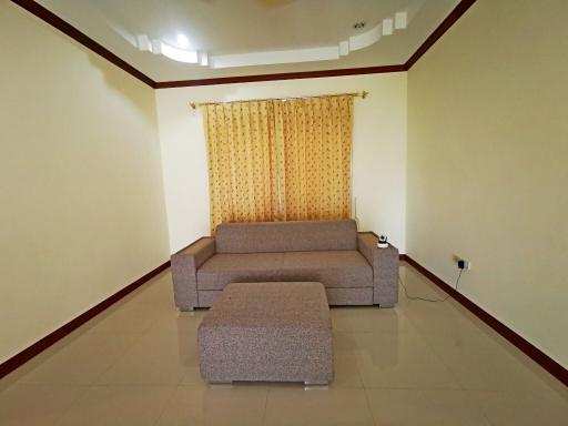 5 Bedrooms House For Sale or Rent in Huay Yai