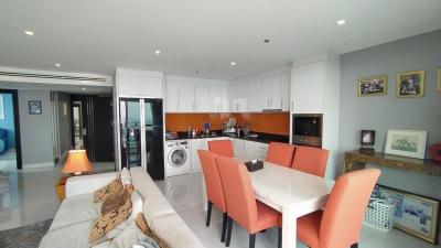 Luxury 3 Bedrooms condo for Sale in Pratumnak