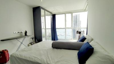 Luxury 3 Bedrooms condo for Sale in Pratumnak