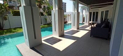 Luxury 4 Bedroom House For Sale in Jomtien