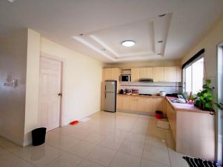 Beautiful townhouse for sale in East Pattaya