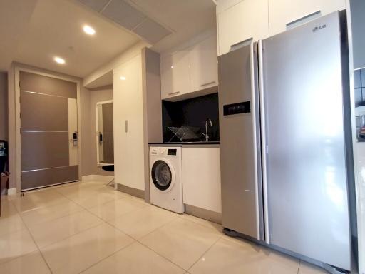 3 Bedrooms condo in Apus Central Pattaya