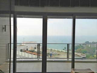 1 Bedroom Sea View for Rent at North Point