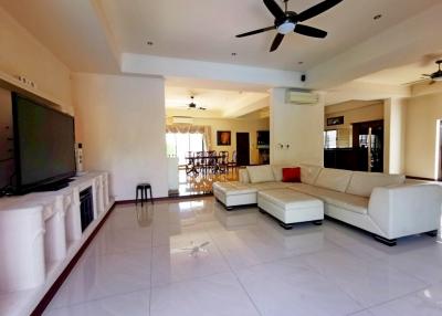 Pool Villa for sale or rent in Santa Maria