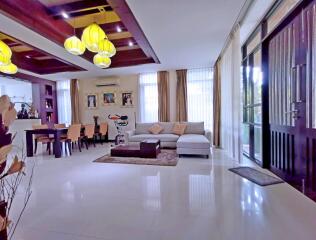 "URGENT STRESS SALE" Luxury 4 Bedrooms House for rent Horseshoe Point