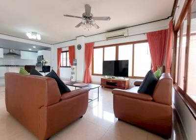 4 Bedrooms house for sale near Jomtien beach