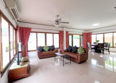 4 Bedrooms house for sale near Jomtien beach