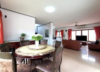 4 Bedrooms house for sale near Jomtien beach