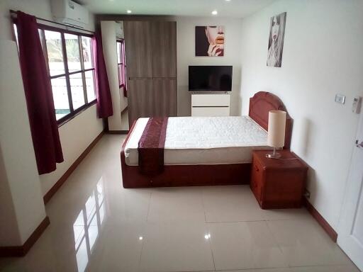 5 bedrooms house for rent at Central Park 4