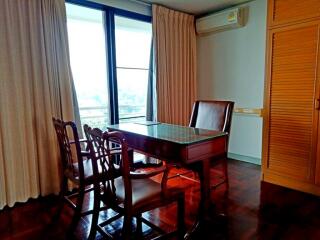 Beachfront condo for sale on Pratumnak Hill