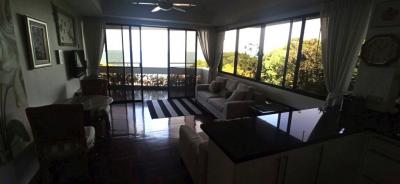 Lovely 3 bedrooms beachfront Condo for sale