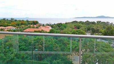 Sea View condo for sale on Pratumnak Hill