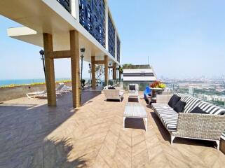 Sea View Condo For Sales and Rent at the Riviera Jomtien