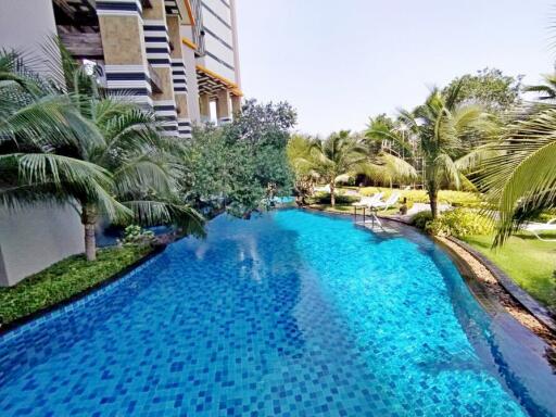 Sea View Condo For Sales and Rent at the Riviera Jomtien