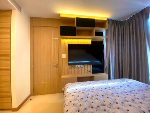 Sea View Condo For Sales and Rent at the Riviera Jomtien