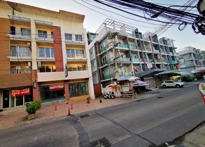 Commercial building for sale in central Pattaya