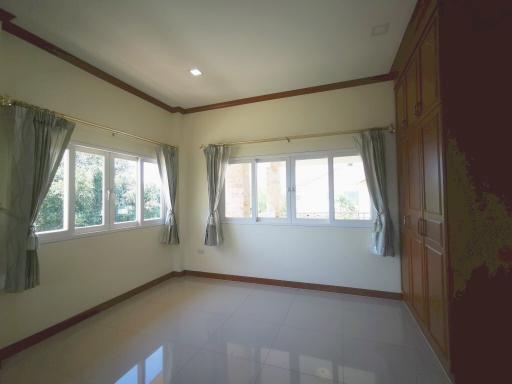 Private House for sale and rent Huay Yai