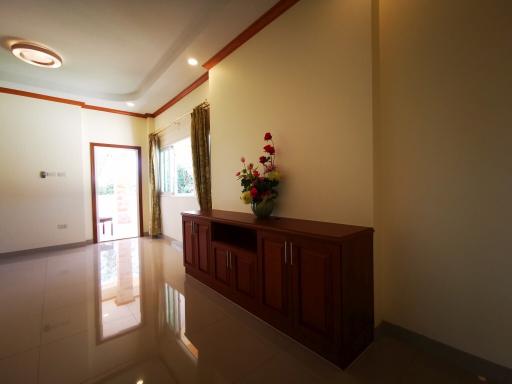 Private House for sale and rent Huay Yai