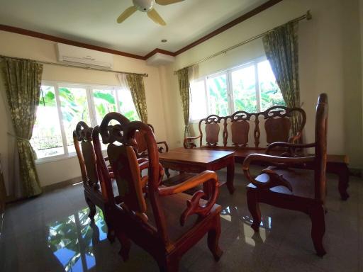 Private House for sale and rent Huay Yai