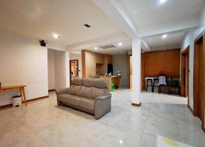 Home office for sale Central Pattaya