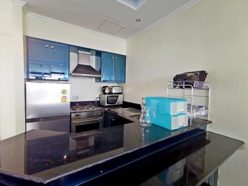 Sea view condo for sale at Jomtien Plaza Condotel