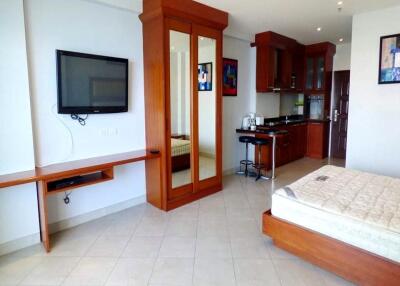 Studio condo for rent  at View Talay 7