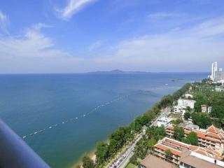 Studio condo for rent  at View Talay 7