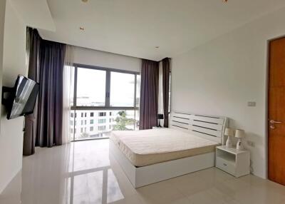 Sea view 2 bedroom condo for rent