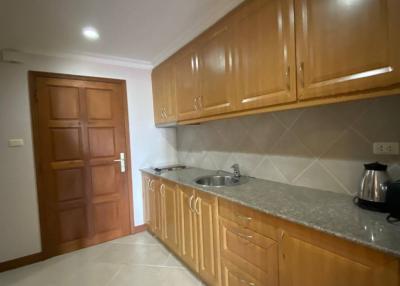 1 Bed 1 Bath 83.44 View Talay 1 Condominium