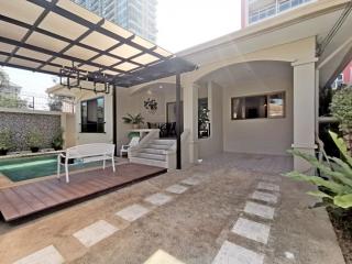 Beautiful house for sale or rent with private pool in Jomtien