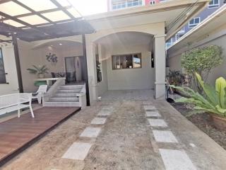 Beautiful house for sale or rent with private pool in Jomtien