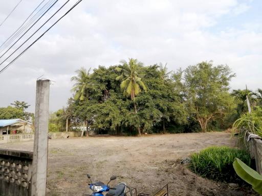 Land 2 Rai for sale Huay yai